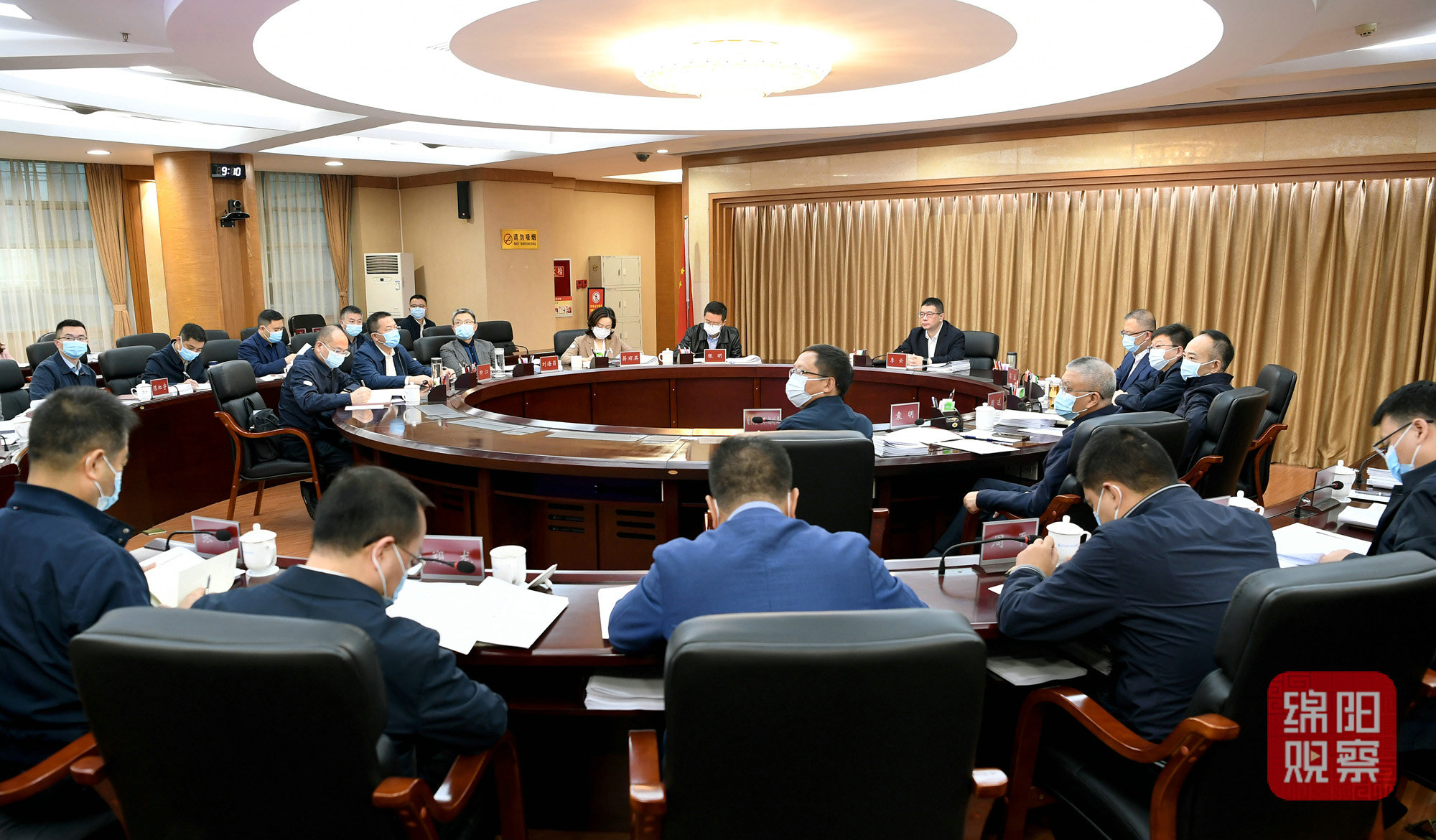 2022年10月12日，市政府第38次常務(wù)會(huì)  張莉 攝.jpg