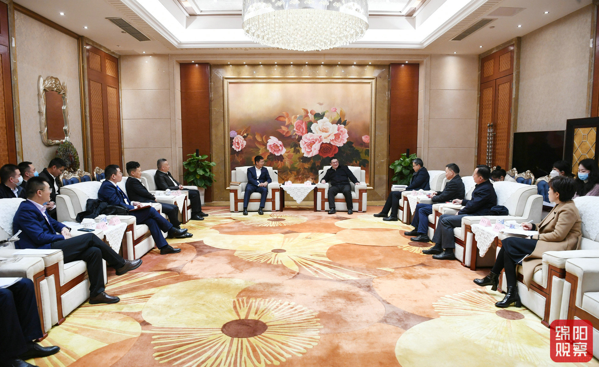 2022年12月7日，李云會(huì)見萬豐奧特集團(tuán)董事長陳濱一行6  張莉 攝.jpg