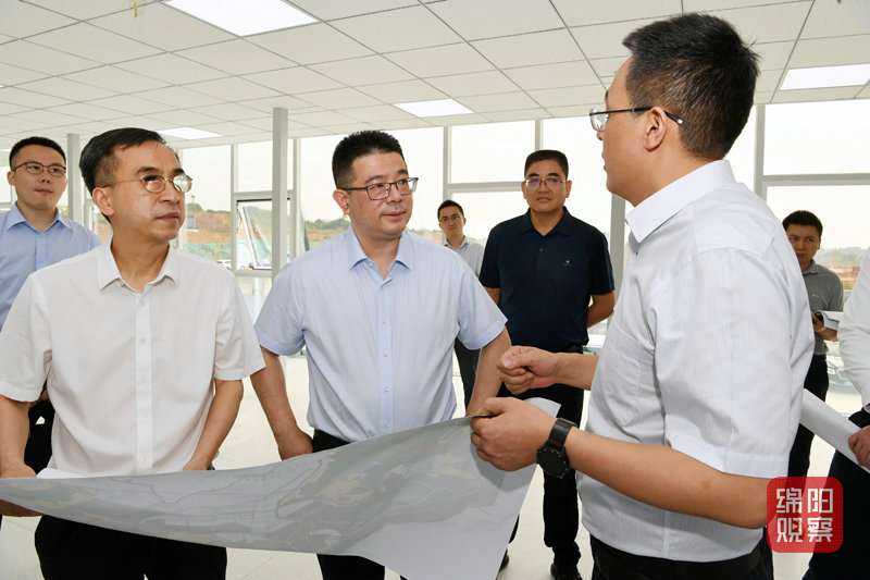 2022年7月7日，李云赴高新區(qū)宣講并調(diào)研5  張莉 攝.jpg