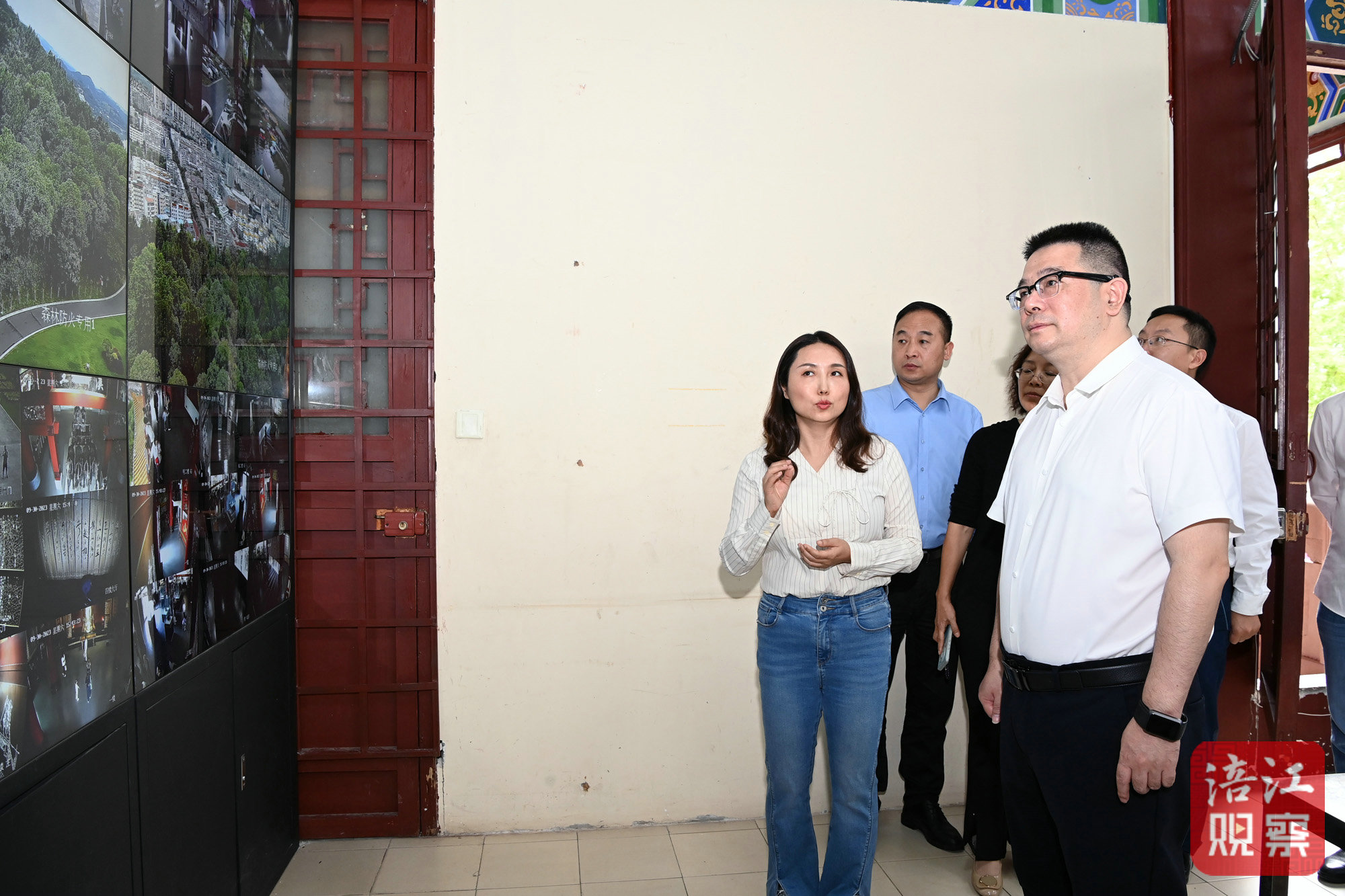 2023年9月30日，李云在富樂山公園督導(dǎo)檢查節(jié)日期間安全生產(chǎn)情況1  張莉 攝.jpg